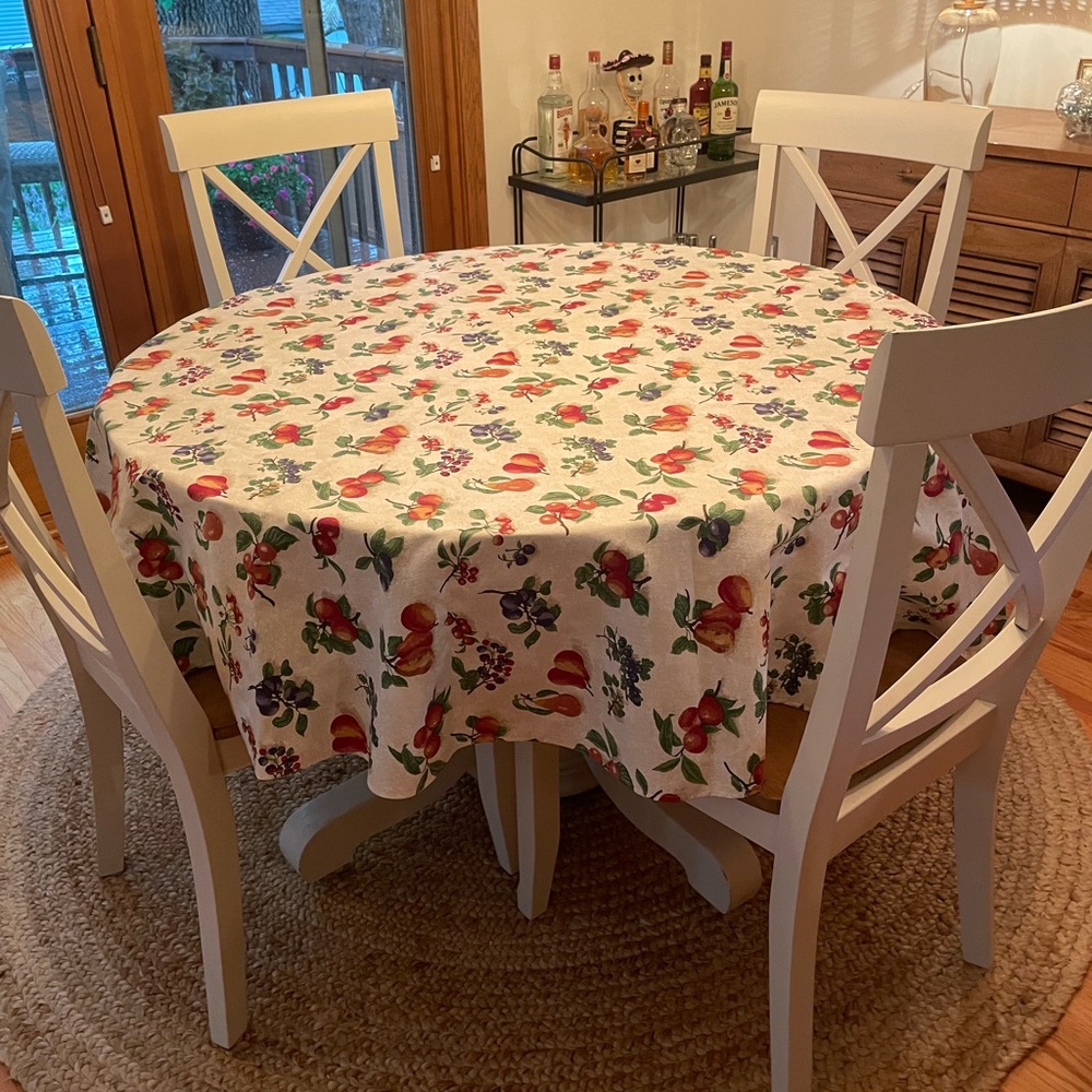 Longaberger Fruit Medley Tablecloth 70” Round